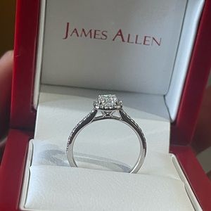 Engagement ring and wedding band